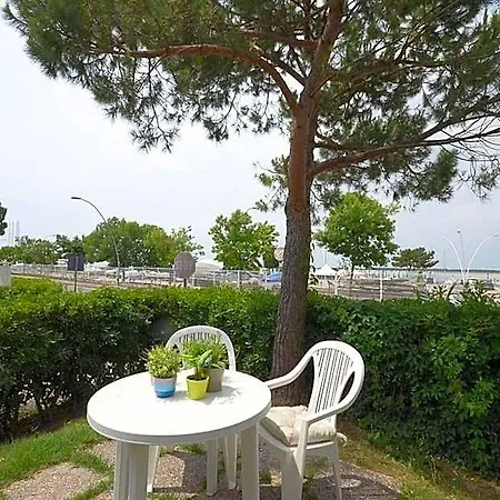 Comfortable Nestled In A Landscape *